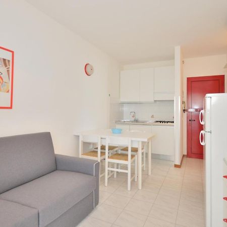 Condominio Nautilus Бибионе Экстерьер фото